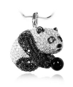 Exclusive | wisiorek panda z diamentami i onyksem w 18-karatowym złocie