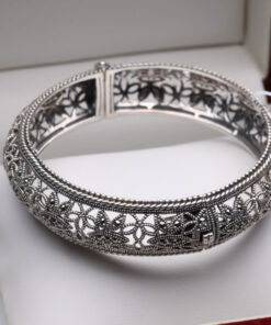 Srebrna ażurowa bransoletka typu bangle z markazytami - 18/19cm - BDM2867 - obrazek 6