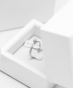 Piękny pierścionek zaręczynowy z diamentem 0.15ct – Bild 5