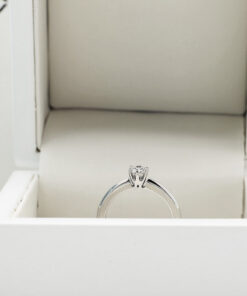 Exclusive | klasyczny zaręczynowy pierścionek z brylantem 0,25ct w białym złocie 0,750 - obrazek 5