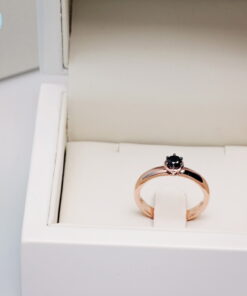 Pierścionek z czarnym diamentem 0,25ct w różowym złocie - Obrázek 10
